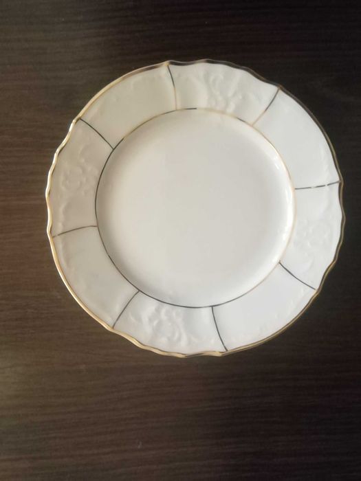 Набір тарілок Bernadotte від Thun H&R (27 см та 19 см)