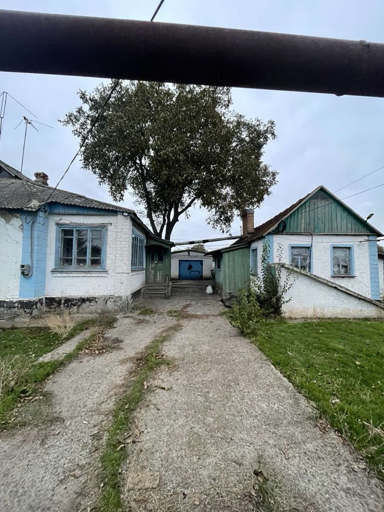 Продається  будинок