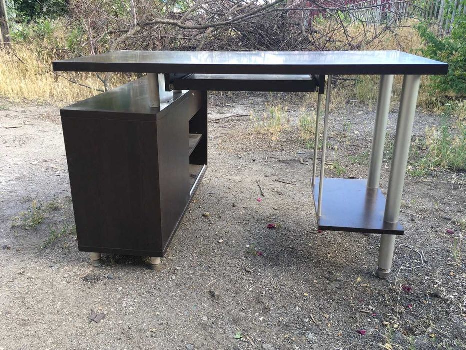 Комп'ютерний стіл Red Apple (венге темний)