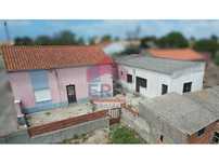 Moradia T4 em Serra D´El Rei - Peniche