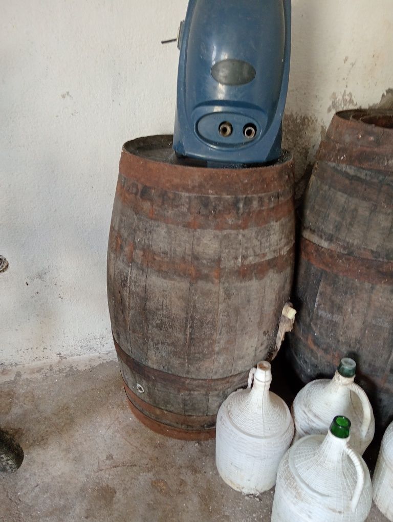 Pipos de madeira