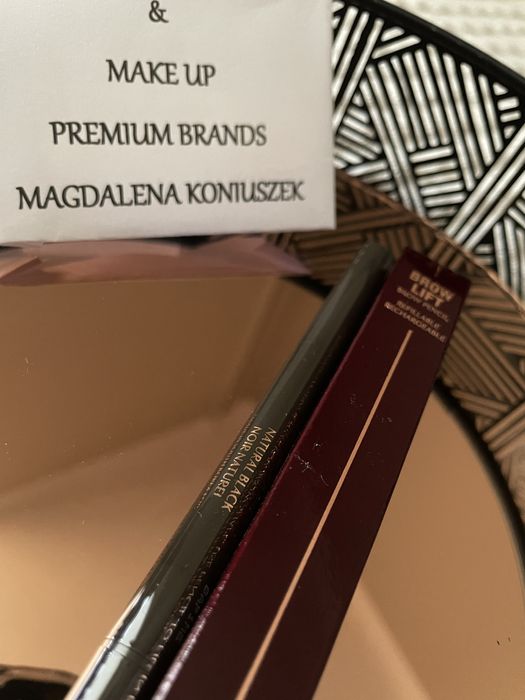 Charlotte Tilbury Brow Lift natural black kredka do brwi