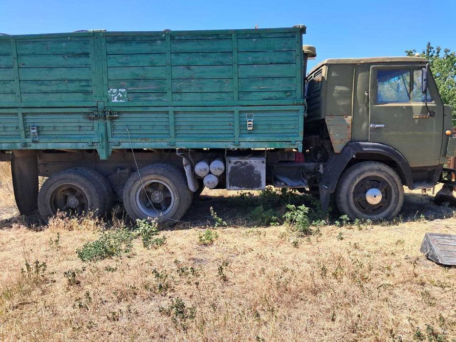 Продам бортовий КамАЗ 5320 з додатковим причепом