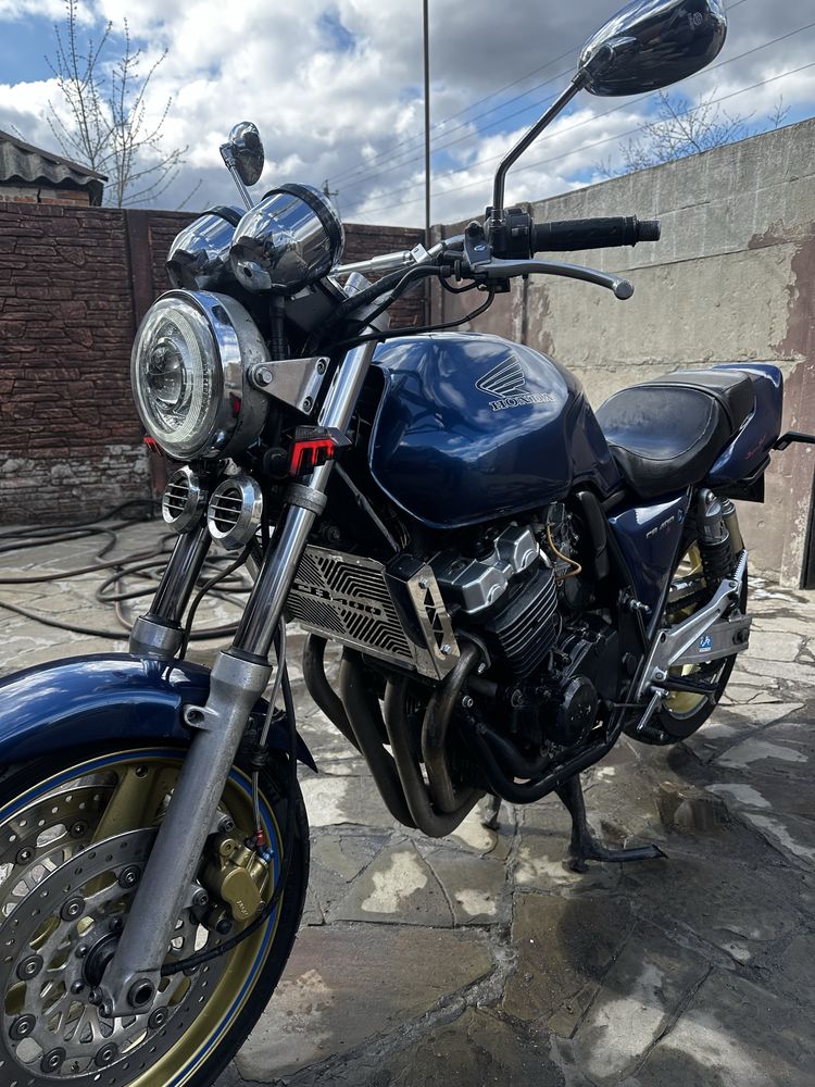 Honda cb-400 хорошая
