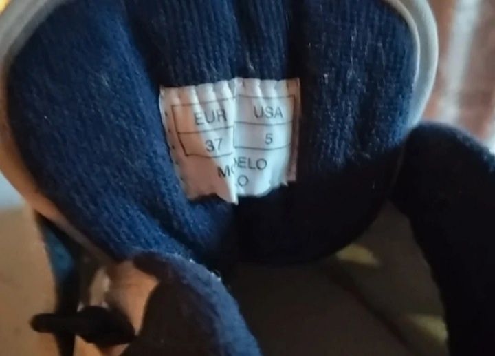 Ténis marca Puma, tamanho 37