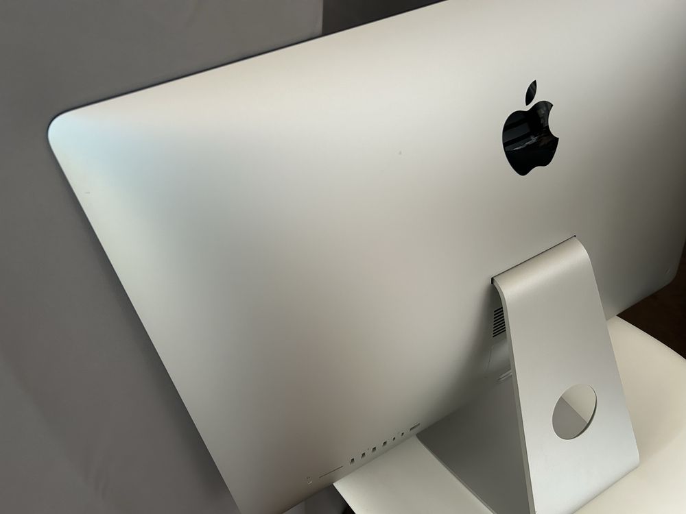 Apple iMac 27 i7 3.5Ghz 16GB RAM 1TB SSD