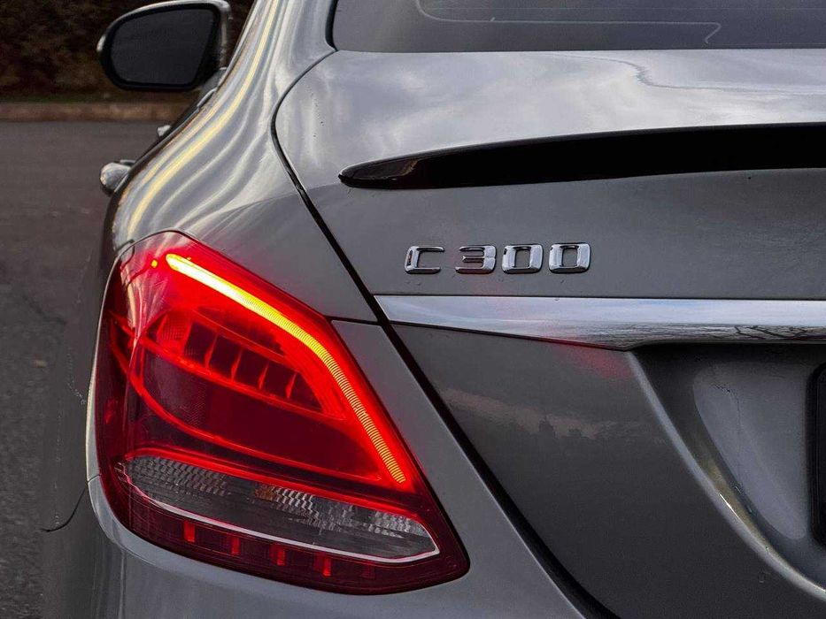 2015 Mercedes-Benz C300
