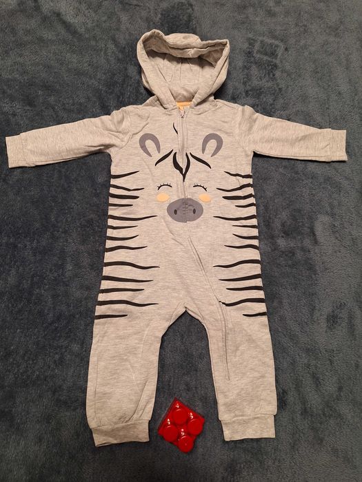 kombinezon przejściowy, dresowy, na zamek dla dzieci- nowy-zebra