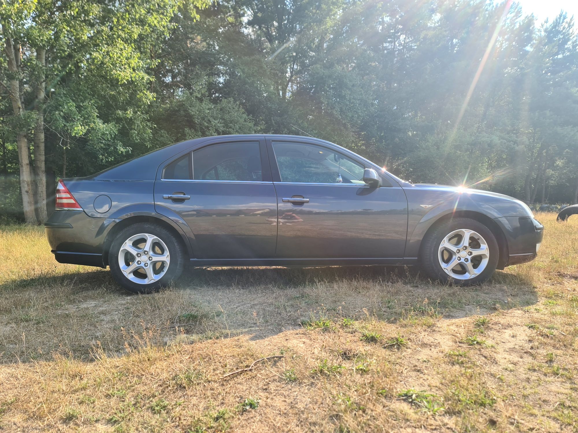 Ford mondeo mk3 2.0 tdci 2006/7 r.
