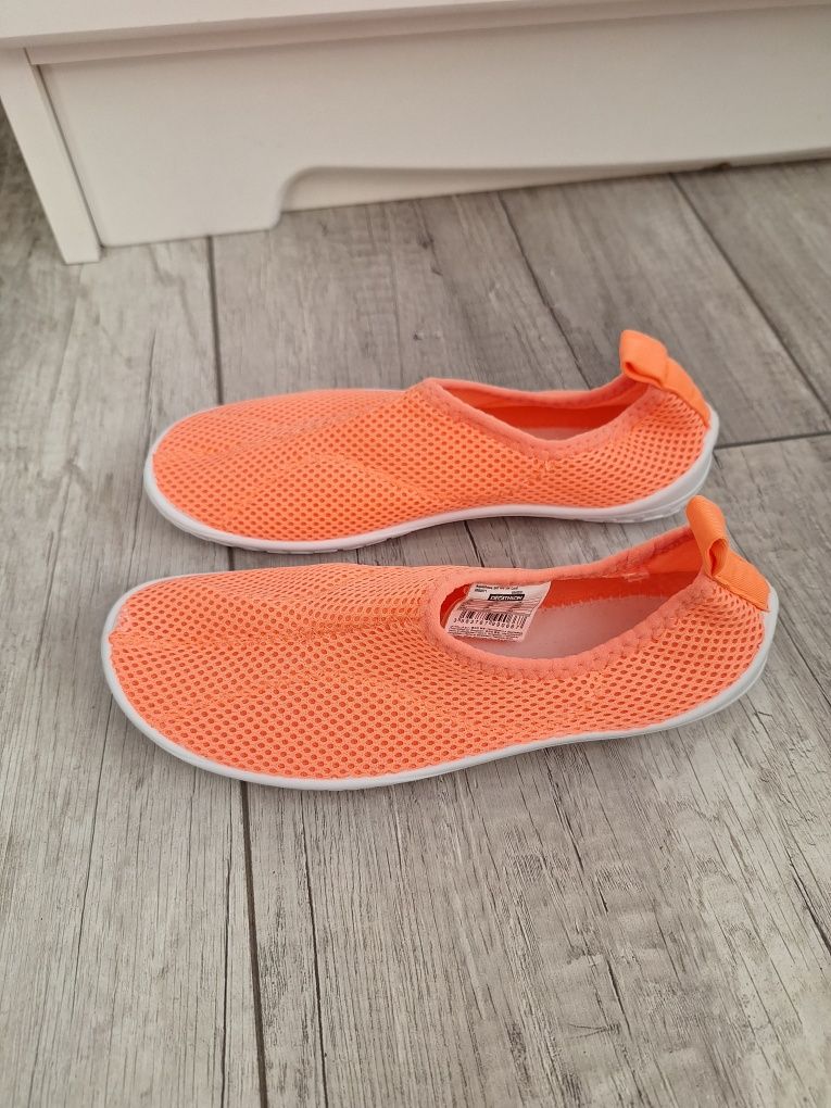 Buty do wody Decathlon rozmiar 34/35. Jak nowe