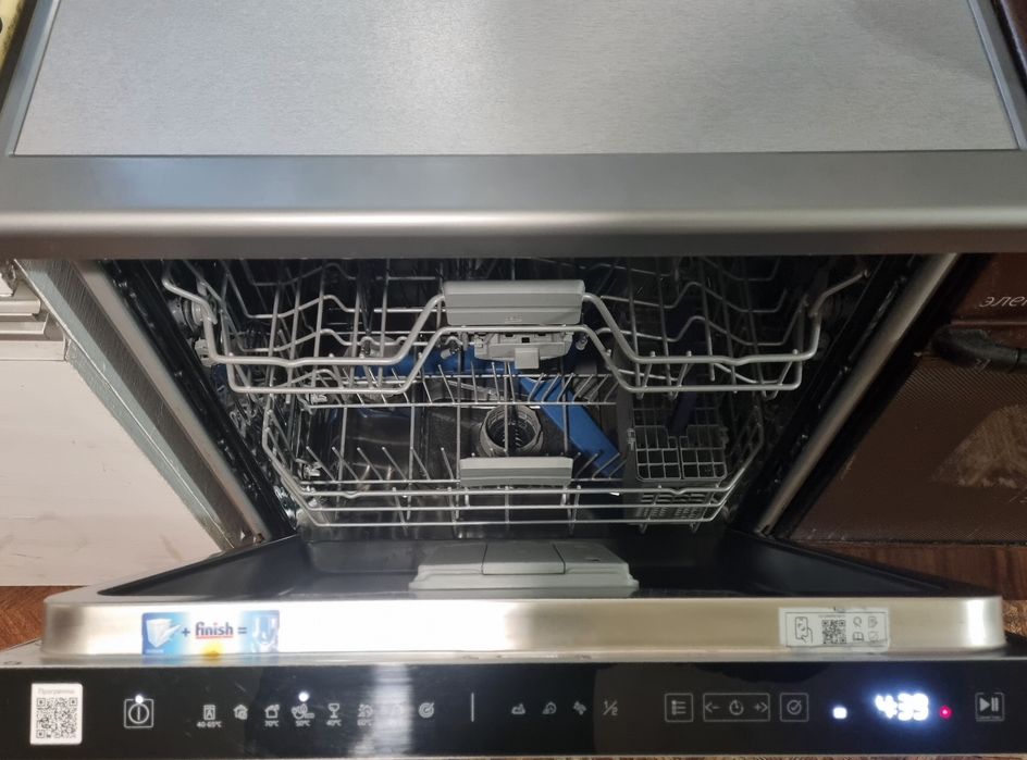 Продам посудомийну машину, посудомийка  BEKO DEN48520XAD рік гарантії