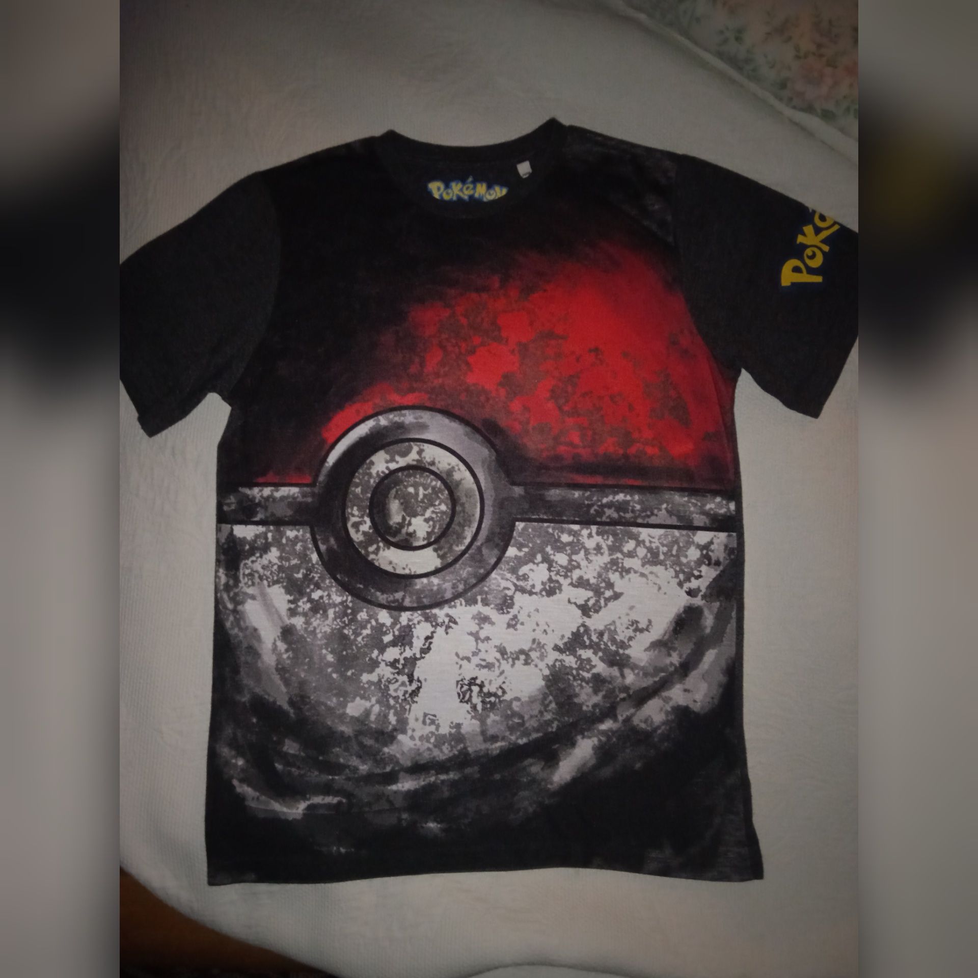 T-shirt Pokemon, C&A, Pull & Bear, Here & there 13/16 anos