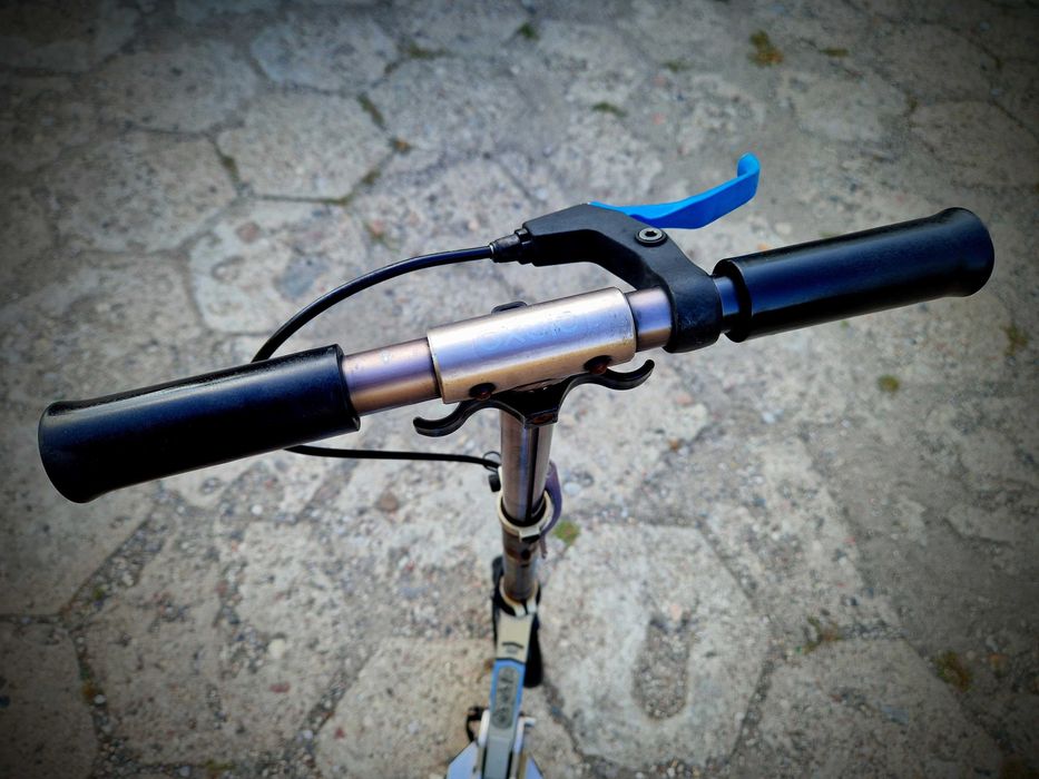 Hulajnoga miejska Oxelo Mid 9 z amortyzacją i hamulcem