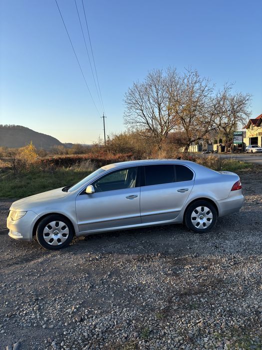 Skoda superb 2012