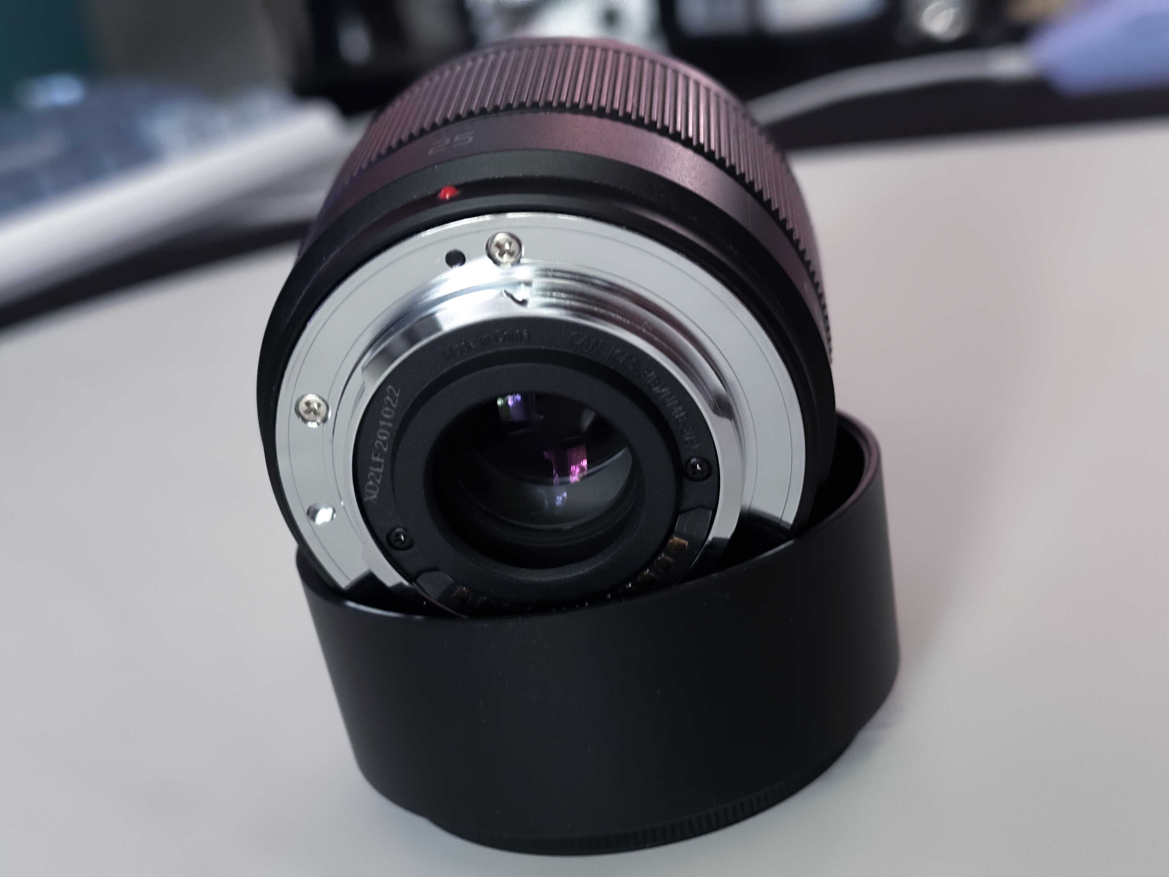 Panasonic LUMIX G 25 mm f/1.7 Obiektyw prawie nieużywany, jak nowy.