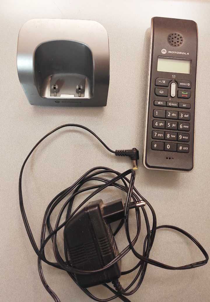 Стаціонарний Радіо-Телефон Motorola D202 (суміжна пара master/slave)