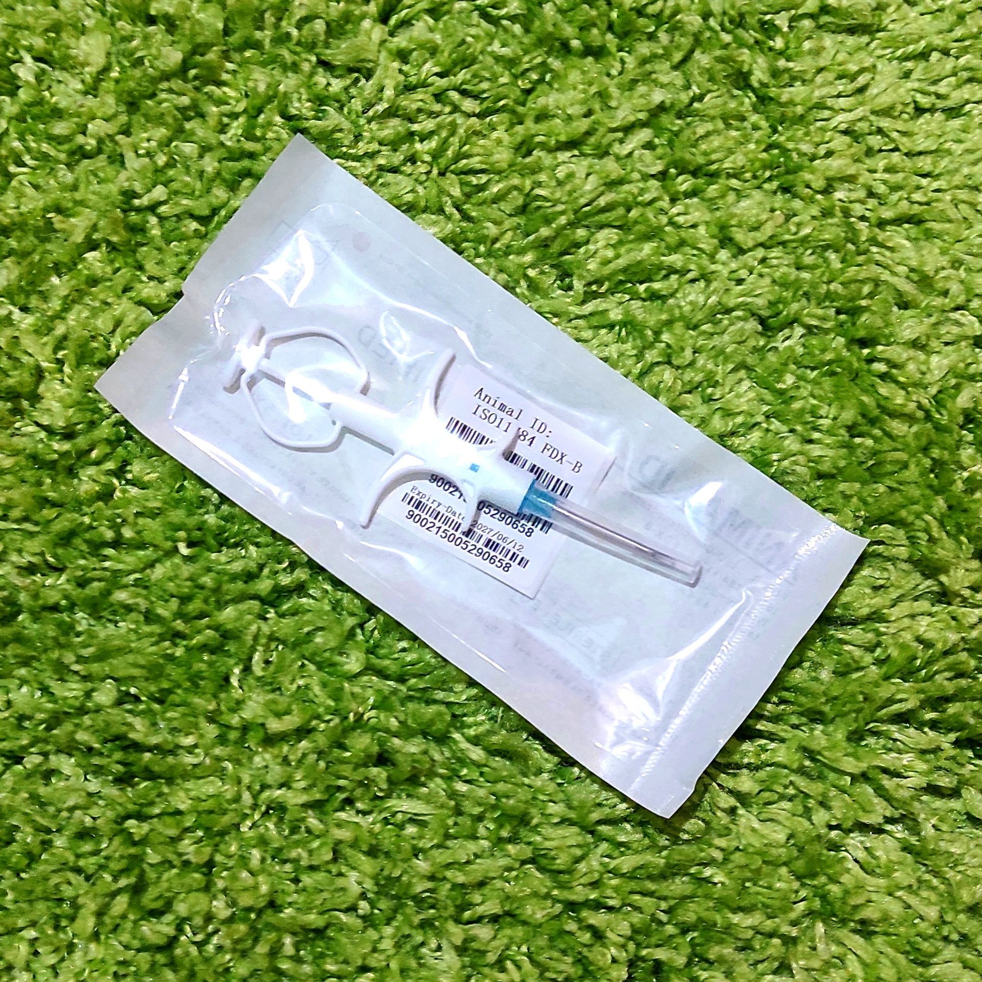 Набор 20шт. RFID чип (метка FDX-B) для животных 1,4*8мм с инъектором