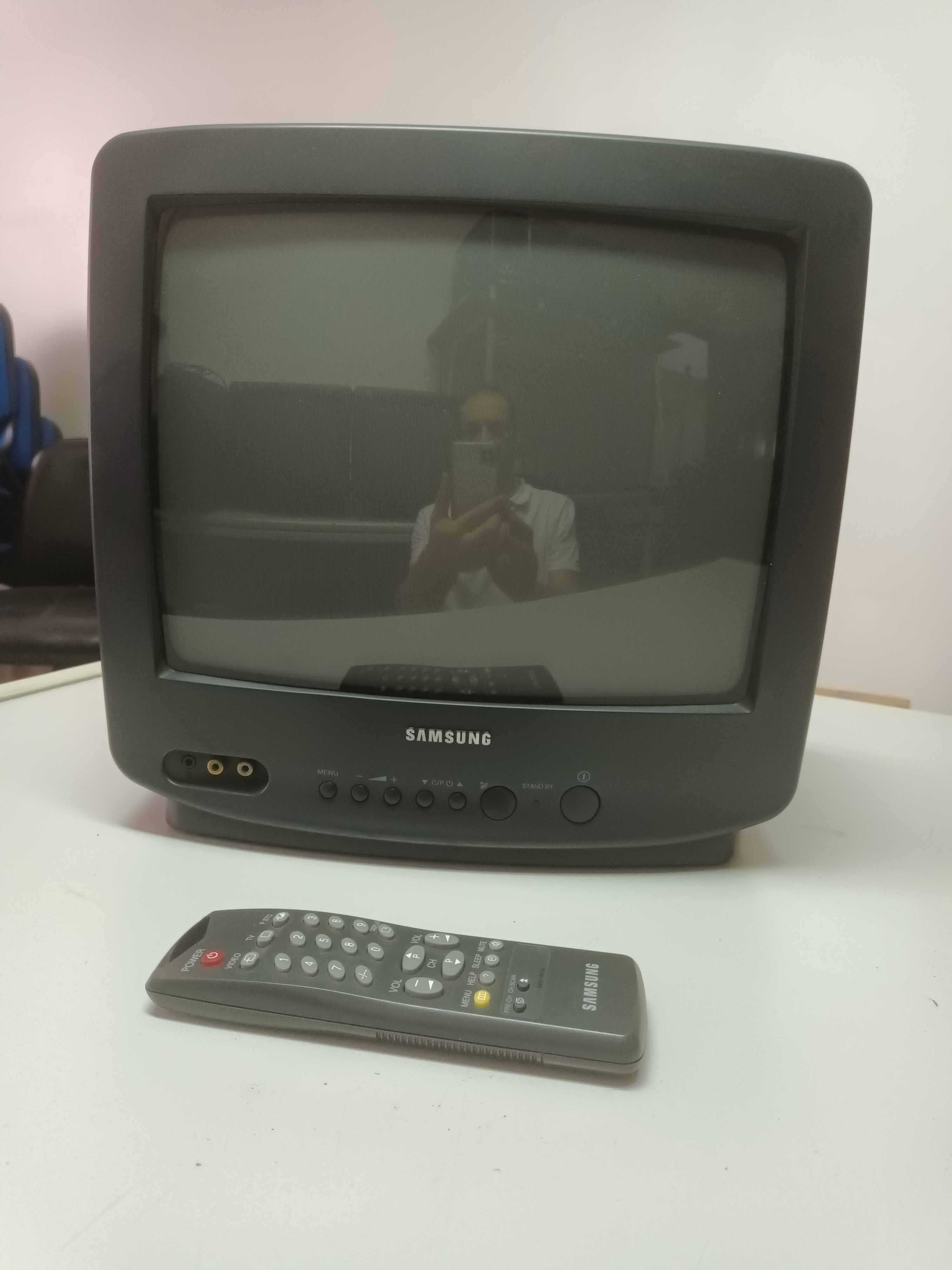 Televisão analógica Samsung de 36 cm