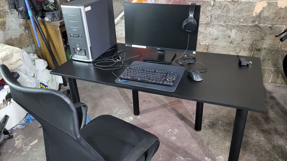 Sprzedam komputer + to co na zdjeciu