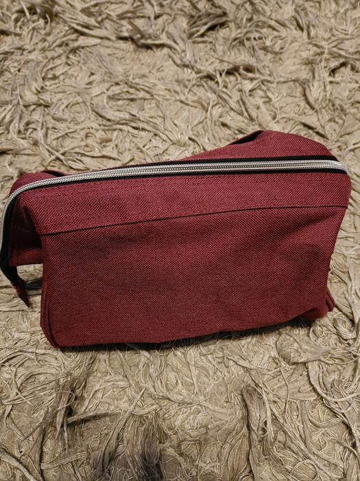 Nowa kosmetyczka podróżna