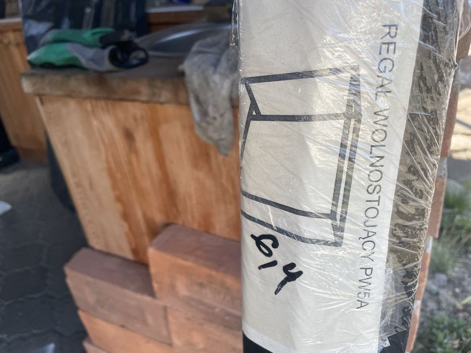 Sprzedam regal do sklepu