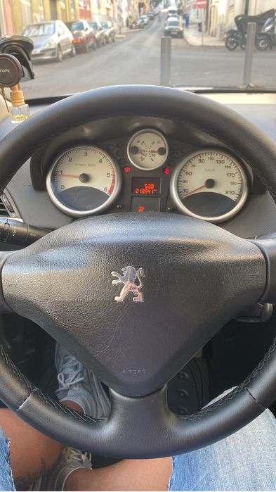 Peugeot 207 1.4Hdi gasoleo