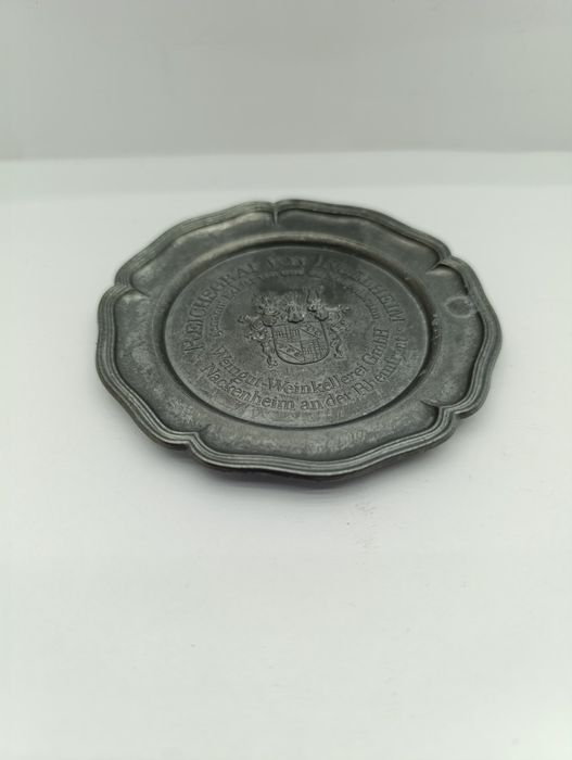 Оловянная тарелка на стену Германия