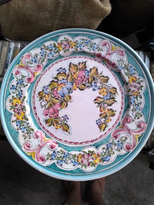 Loiça antiga em bom estado