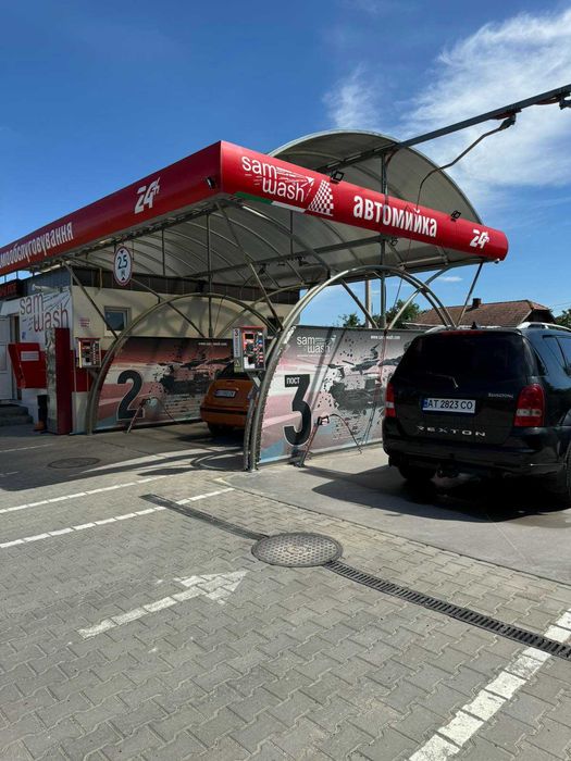 Автомийка Самообслуговування в центрі міста біля ОККО