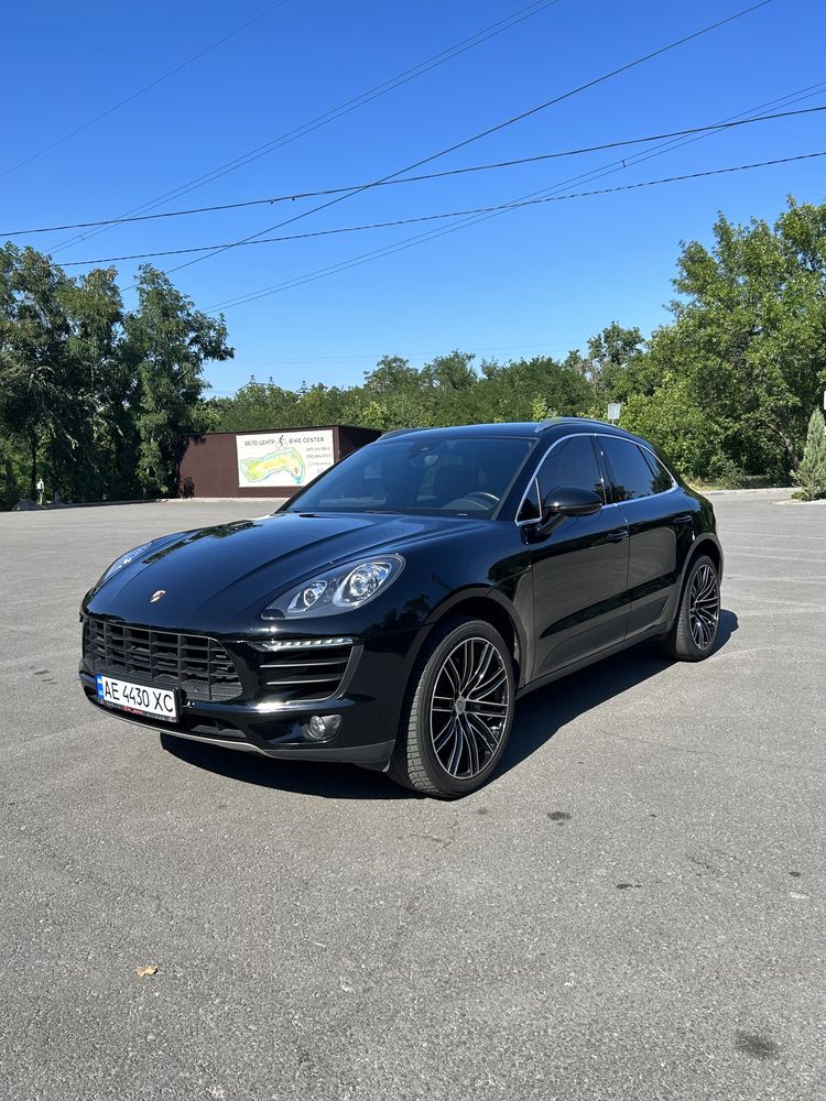 Porsche Macan S официал, без подкрасов