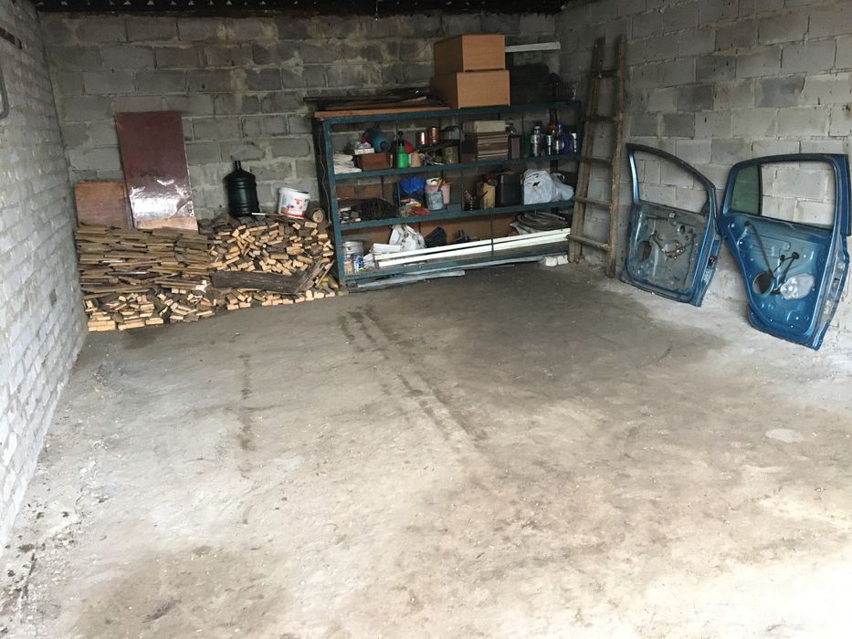 Гараж 602 р-н.3-х комнатный эксклюзивный