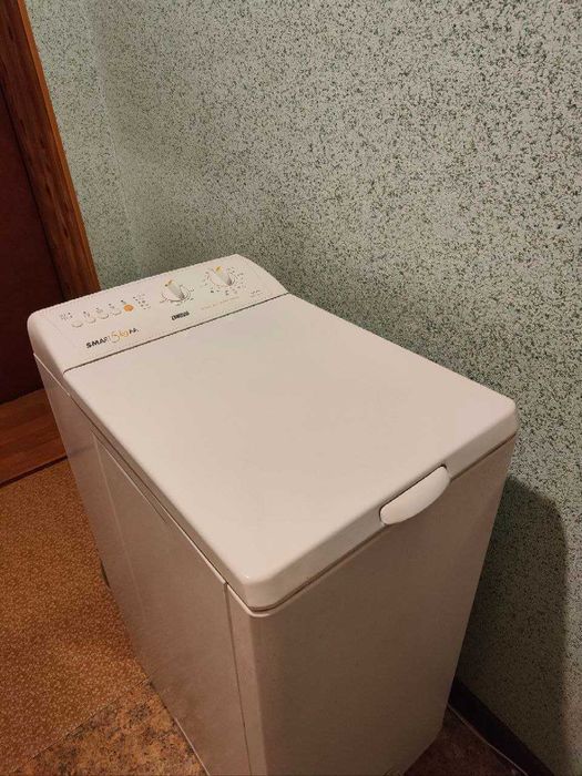 Пральна машина ZanussiZWT3105  без плати управління і кришки