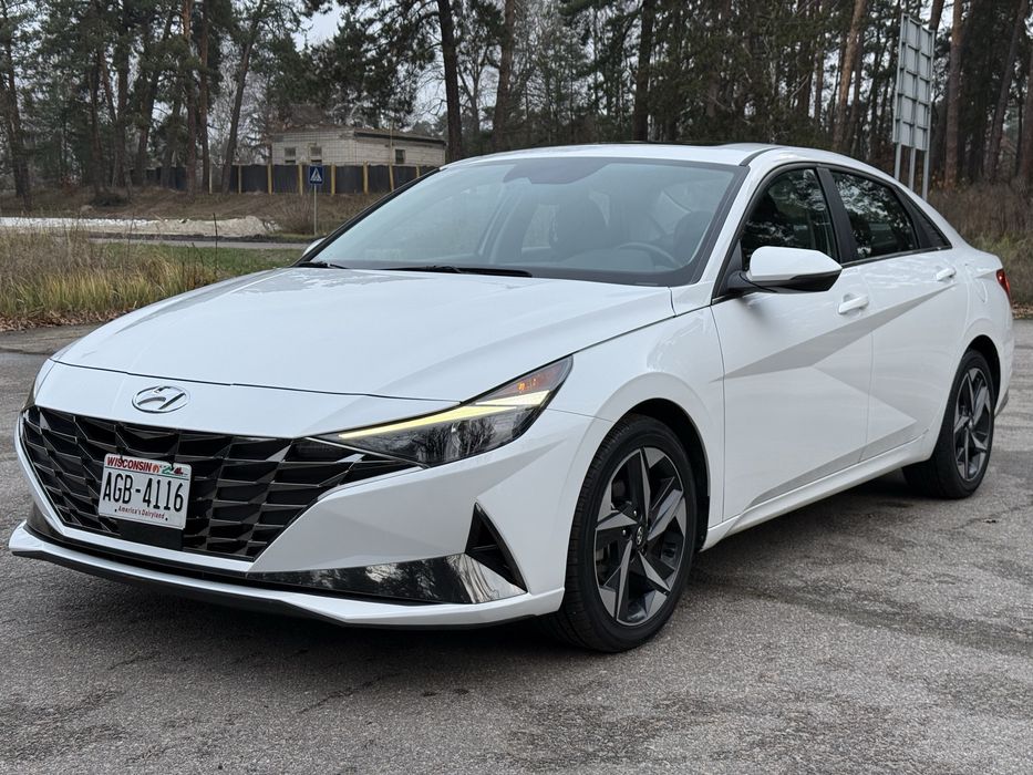 Hyundai Elantra 2021