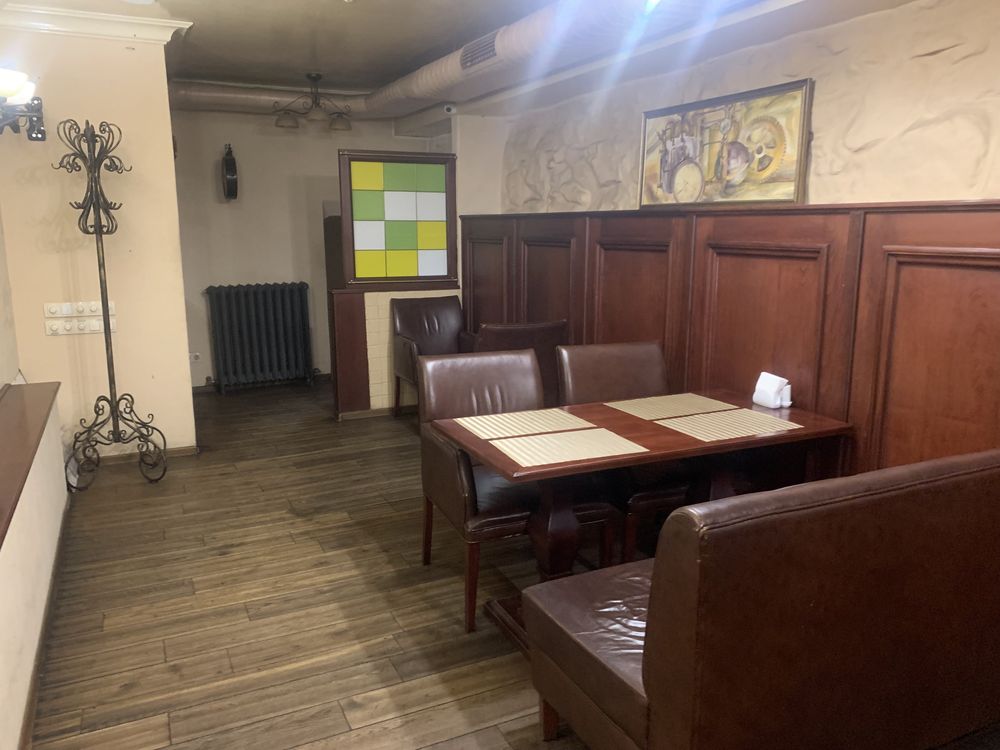 Сдам  Кафе/Ресторан 200м2. Пр Яворницкого .(пр Карла Маркса)