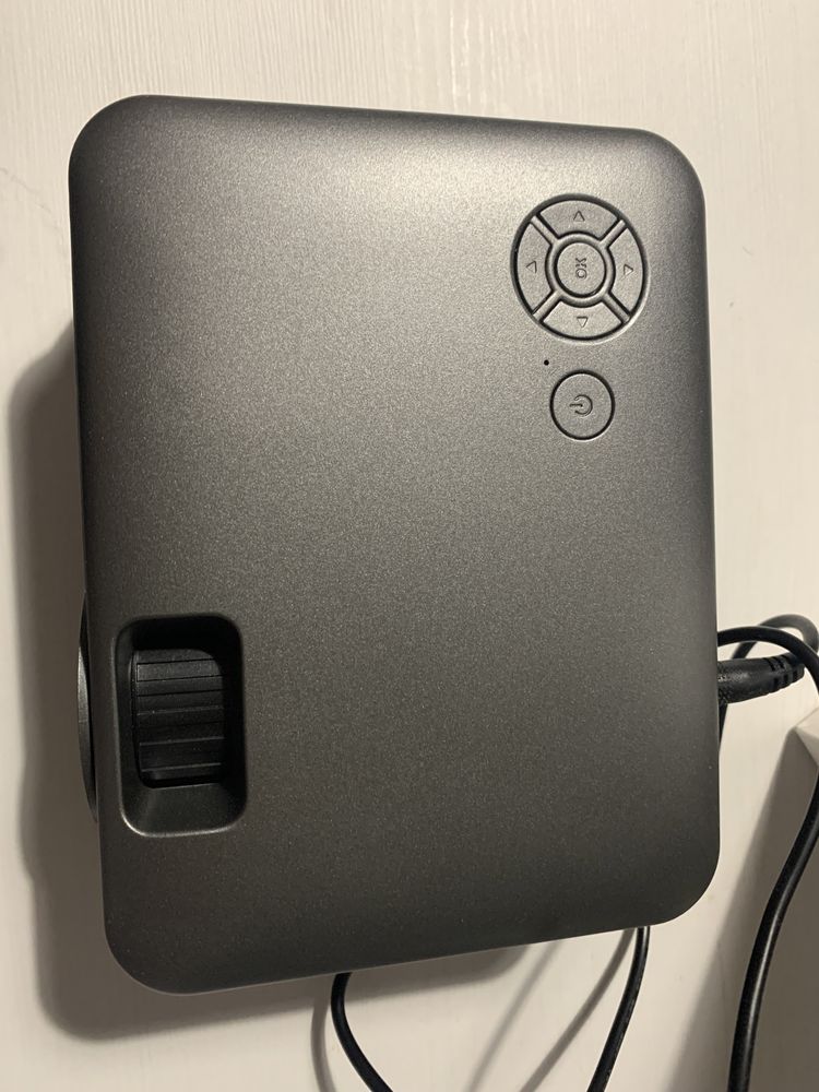Mini projektor A30C z Bluetooth + pilot