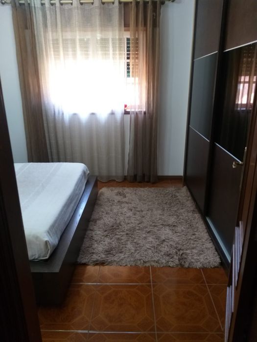 Cama casal estrado elevatório