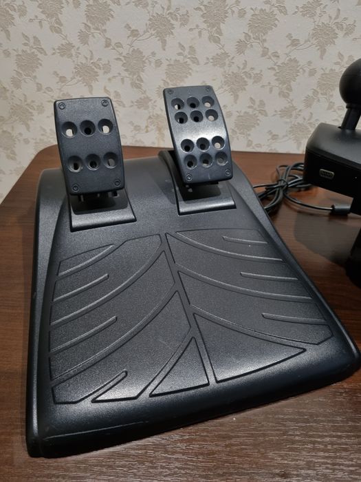 Ігрове кермо logitech driving force pro, хороший стан (геймпад, руль)