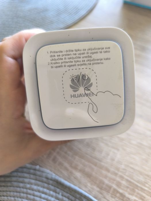 Router Huawei LTE cube E5180