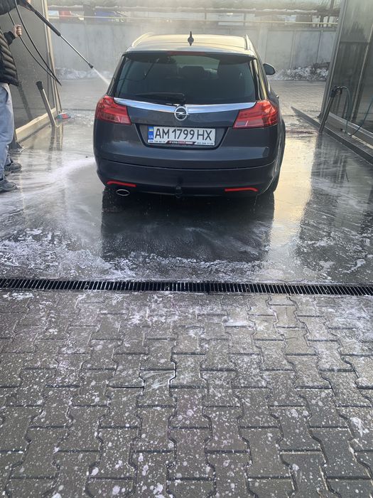 Продам Opel Insignia Sport Tourer