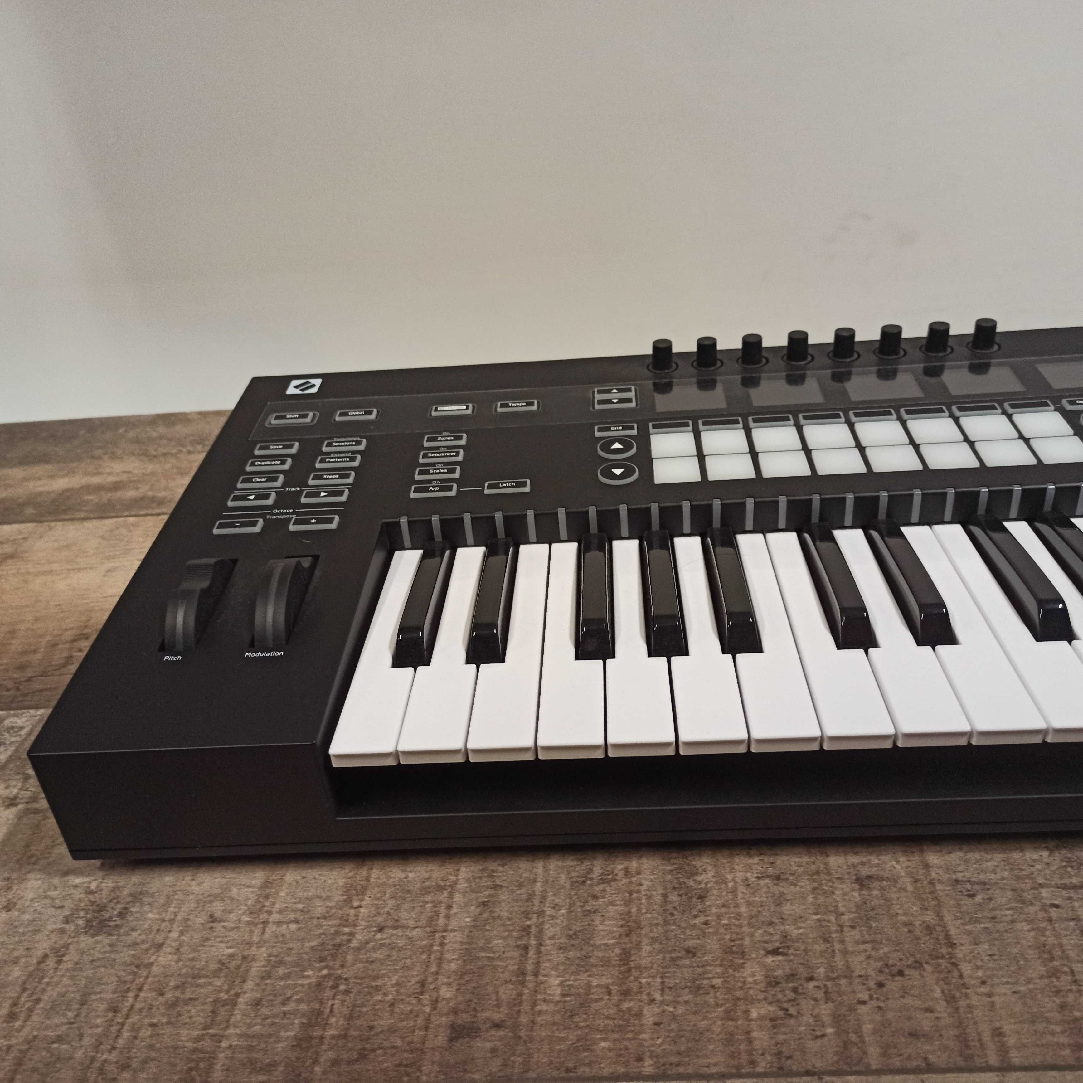 Novation 49SL Mk III klawiatura sterująca