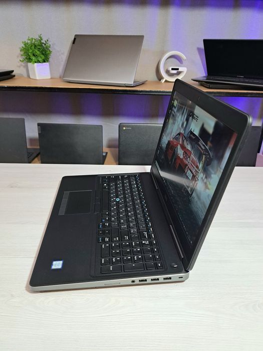 Ноутбук Dell 7510/i7-6820HQ/16 Gb/128 Gb/500 Gb/Nvidia Quadro M1000M