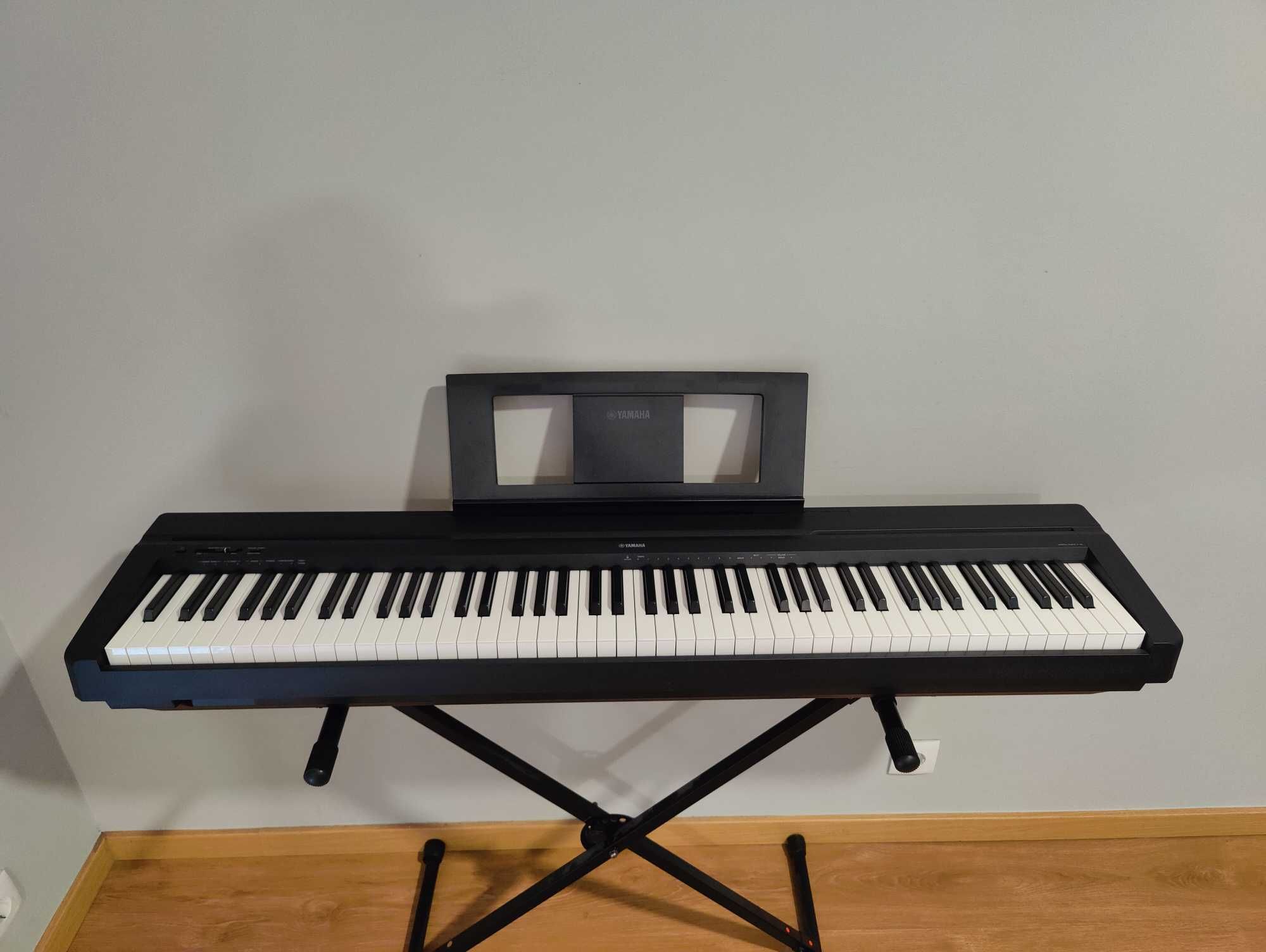 Piano Yamaha P-45