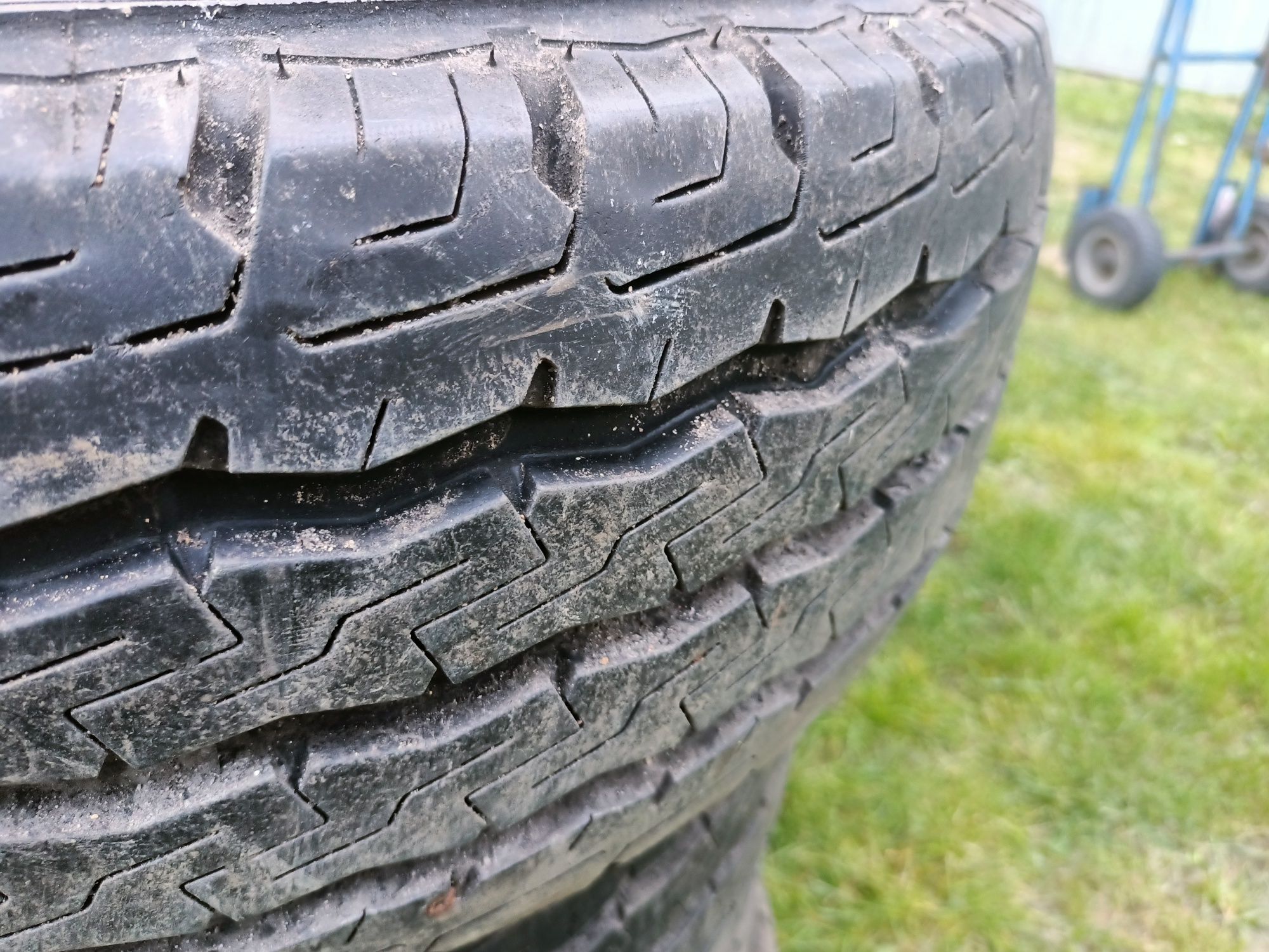 Opony letnie Firestone 215/65/16 C
