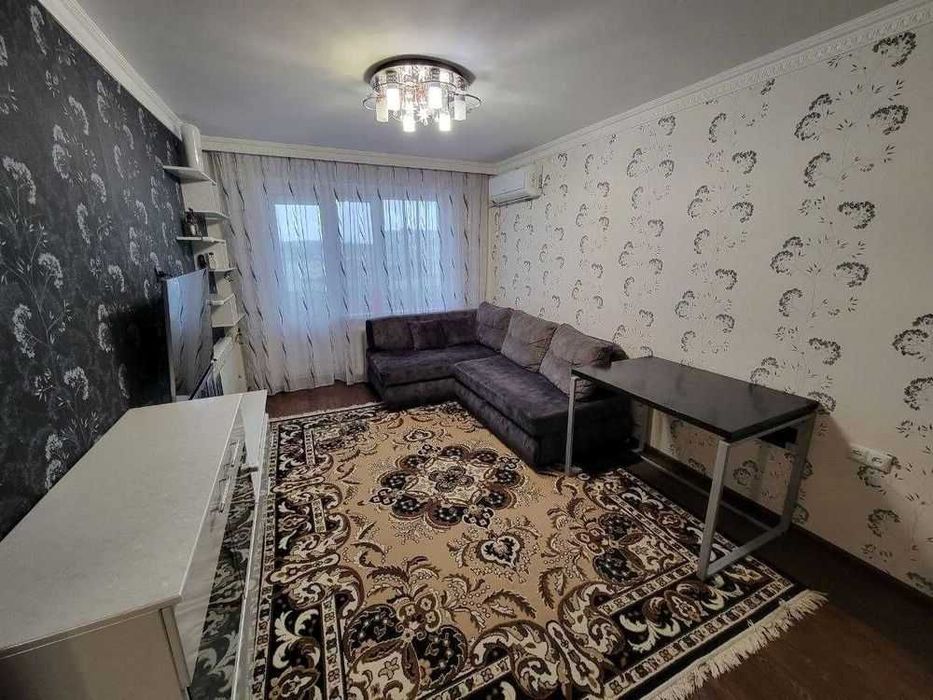 Здам 2к квартиру на бульварі Слави 7