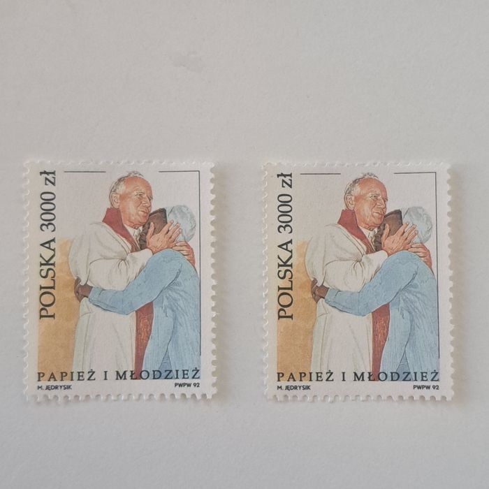 Polska 1992 Papież i Młodzież 3000 zł – 2 znaczki