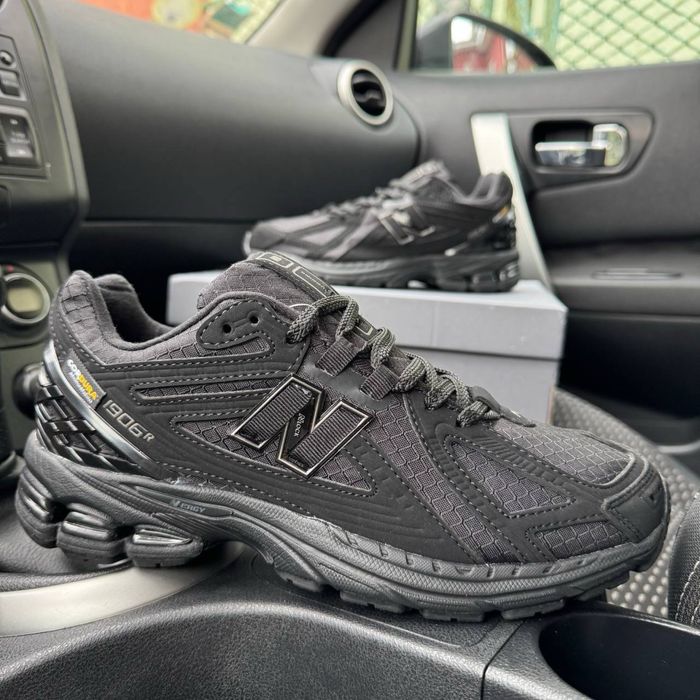 Чоловічі кросівки New balance 1906r all black Cordura