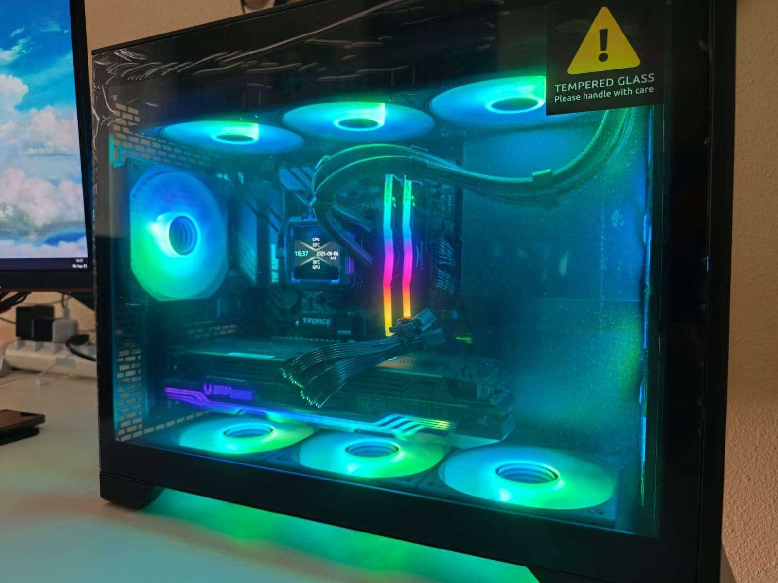 PC GAMER - Ryzen 7 5800X3D - RTX 3070Ti - 32GB RAM - 2TB NVME