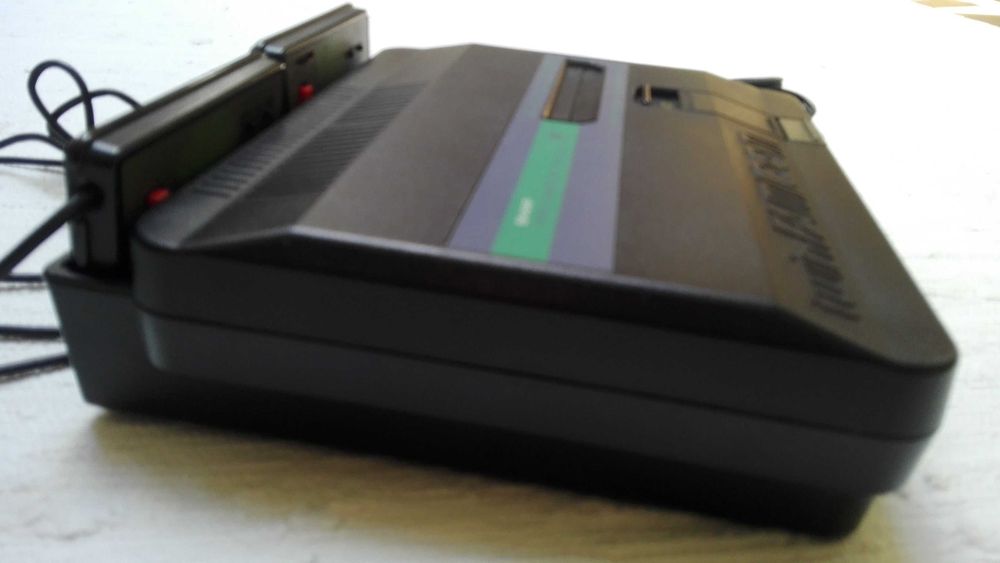 Nintendo Twin Famicom (NES Japão) usa disquete/cartuchos - a funcionar