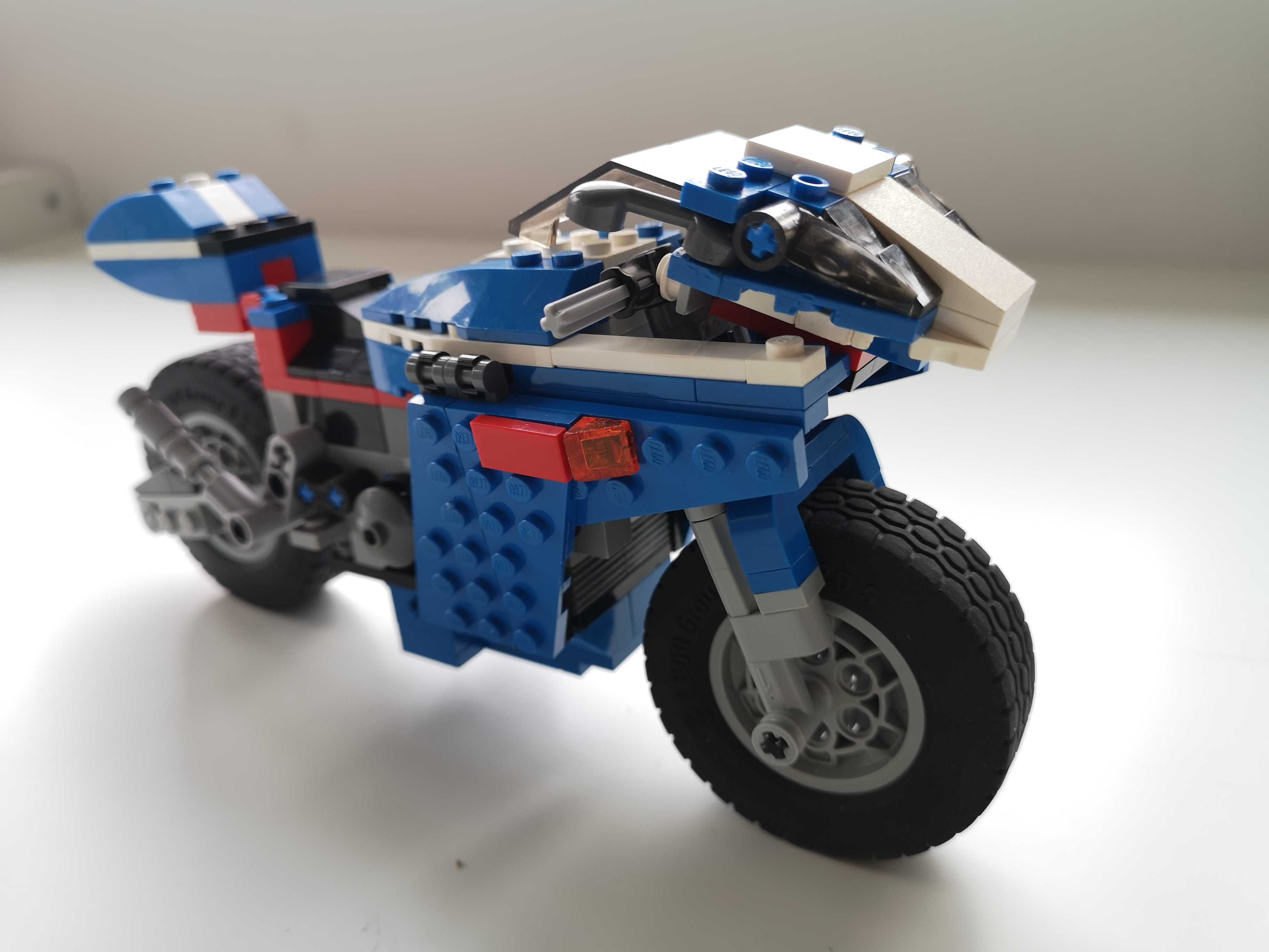Lego Creator 6747 - Ścigacz, motor 3w1
