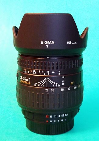 Obiektyw AF Sigma 28-135D